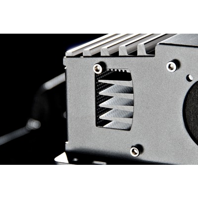 Gladen Audio XL 150c4 autóhifi 4 csatornás nagy teljesítményű erősítő - Kép 1.